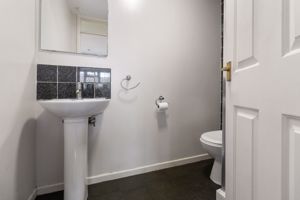 en-suite- click for photo gallery
